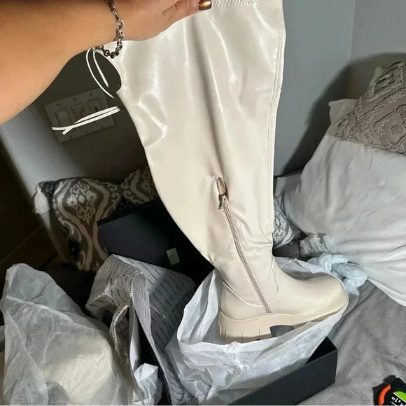 Fashion to figure women’s over the knee boots cream color size 9W nib - Picture 3 of 14
